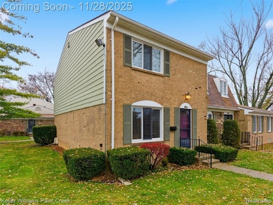 1806 Torquay Ave, Royal Oak, MI 48073 - photo 3