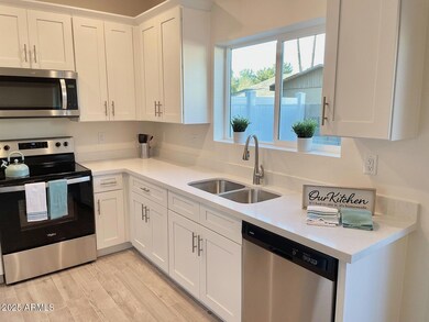 701 N Mcqueen Rd unit 12, Chandler, AZ 85225 - photo 4