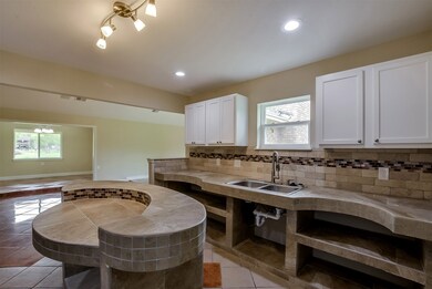 13653 Walker Rd, Conroe, TX 77302 - photo 6