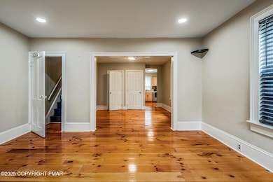 703 Scott St, Stroudsburg, PA 18360 - photo 3