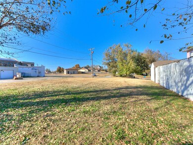 1115 E Oklahoma Ave, Guthrie, OK 73044 - photo 7