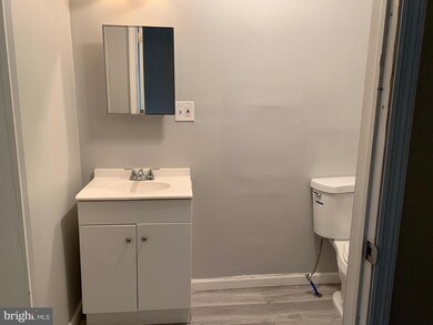 1341 Carl Miller Blvd, Camden, NJ 08104 - photo 4