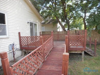 Deck with Ramp