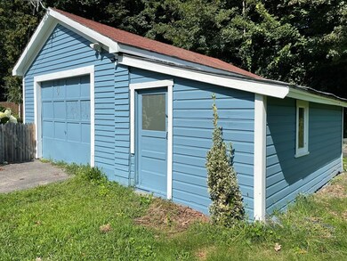 23 Laurel St, Greenfield, MA 01301 - photo 7