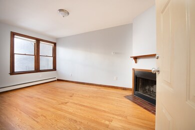 71 Myrtle St unit 301, Boston, MA 02114 - photo 3