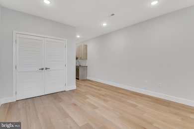 1243 W Westmoreland St unit C, Philadelphia, PA 19140 - photo 7