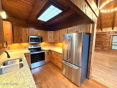 1608 Bench Mountain Way, Sevierville, TN 37862 - photo 6