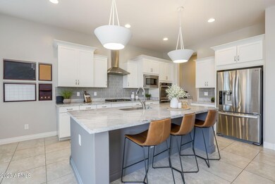 16-web-or-mls-10621 Diffraction Ave Mesa