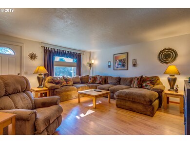 1045 Denise St SE, Salem, OR 97306 - photo 6