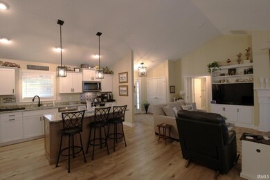 2518 W Susan Dr, Princeton, IN 47670 - photo 4