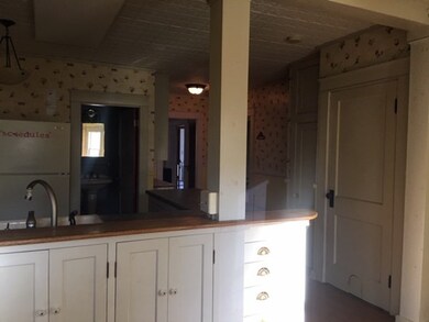 136 Maple Ave, Rutland, MA 01543 - photo 4