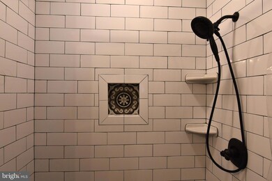 177 Park Rd, Pasadena, MD 21122 - photo 2