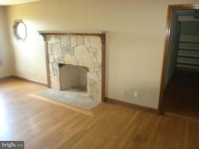 2420 Doubs Ct, Adamstown, MD 21710 - photo 6