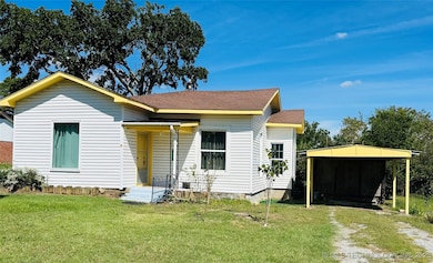 213 W Monroe Ave, McAlester, OK 74501 - photo 3