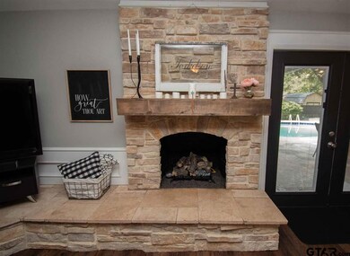 325 325 Glen Cove Cir, Tyler, TX 75701 - photo 6