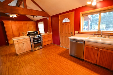 812 Railroad Ln, Lewistown, MT 59457 - photo 5