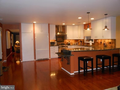 4208 Marble Ln, Fairfax, VA 22033 - photo 7