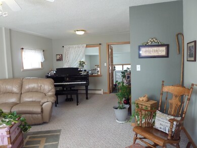 1002 2nd Ave NE, Jamestown, ND 58401 - photo 2