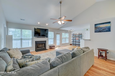 1414KellumCourt-15