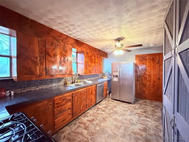 2420 3rd Ave NE, Ardmore, OK 73401 - photo 6