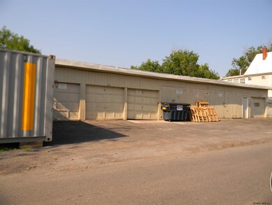 75 Wylie St, Schenectady, NY 12307 - photo 4