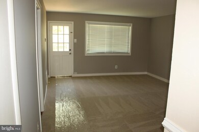 14406 Bel Pre Dr, Silver Spring, MD 20906 - photo 3