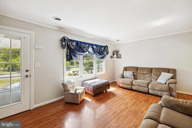 6818 Cipriano Rd, Lanham, MD 20706 - photo 3