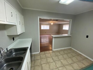 1474 N Graham St, Memphis, TN 38108 - photo 7