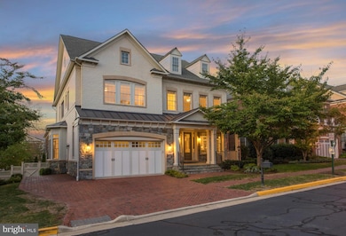 2160 Royal Lodge Dr, Falls Church, VA 22043 - photo 4