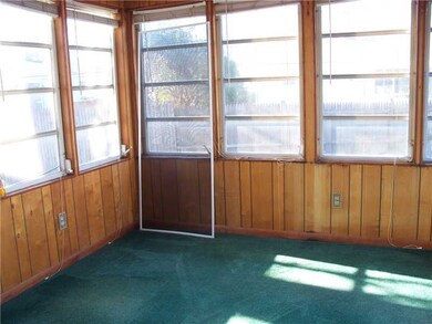 44 Perkins St, Warwick, RI 02886 - photo 6