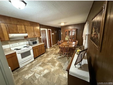 101 Martin Cir, Roanoke Rapids, NC 27870 - photo 5