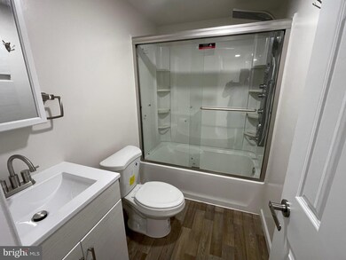 8 Chapman St unit 2, Berkeley Springs, WV 25411 - photo 7