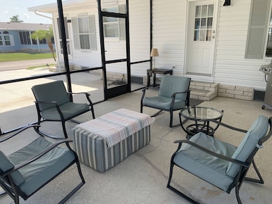 Newly added Screened Lanai