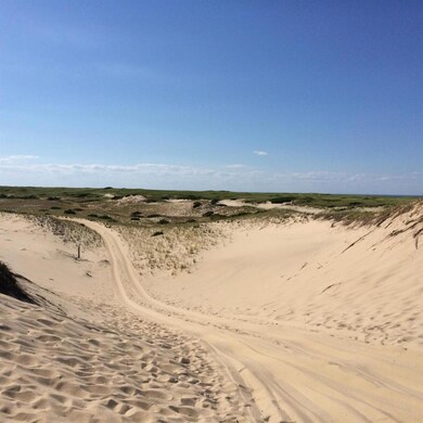 11 Conwell St, Provincetown, MA 02657 - photo 5