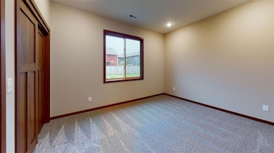 3721 Lincoln Ave, Spirit Lake, IA 51360 - photo 7