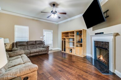 5-web-or-mls-92 Andre Ave-1