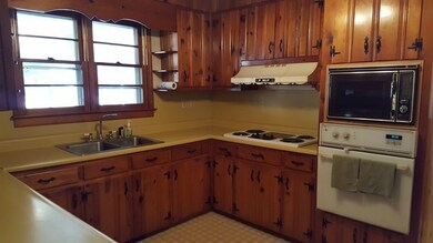 6687 Perkins Cir, Macon, GA 31216 - photo 3