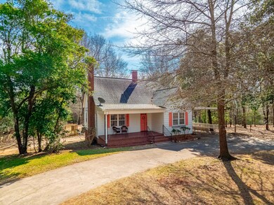 606 Columbia Rd-37