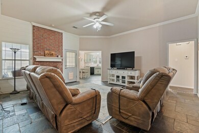 320 Odell St, Cleburne, TX 76033 - photo 5