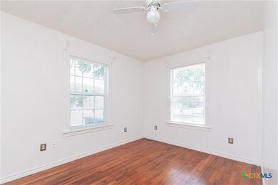 202 E Carpenter Ave, Copperas Cove, TX 76522 - photo 6