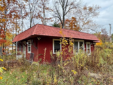 137 Heywood Rd, Winslow, ME 04901 - photo 2