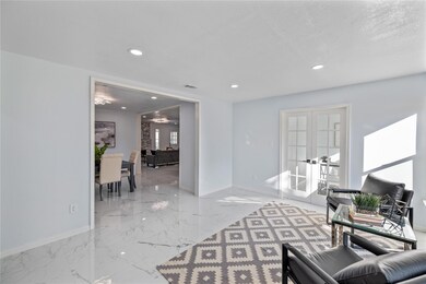 833 Russell Ln, Bedford, TX 76022 - photo 5