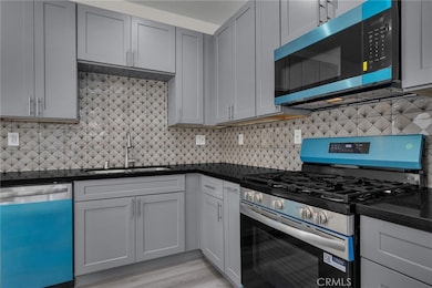 1509 W 87th St, Los Angeles, CA 90047 - photo 3