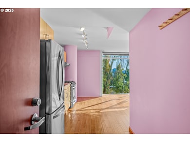 Cascadian Court unit 605, Portland, OR 97232 - photo 7