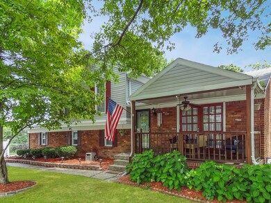 8305 Daverman Dr, Louisville, KY 40228 - photo 2