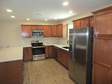 1506 Cattle Trail St, Goodland, KS 67735 - photo 3