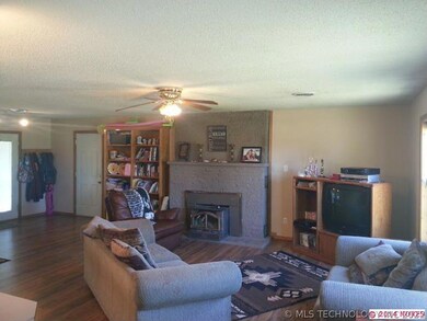 469400 US HWY Hwy 64 Hwy, Muldrow, OK 74948 - photo 2