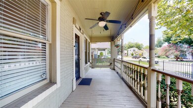 714 Peddie St, Houston, TX 77008 - photo 4