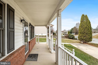 320 Beauregard Blvd, Charles Town, WV 25414 - photo 3