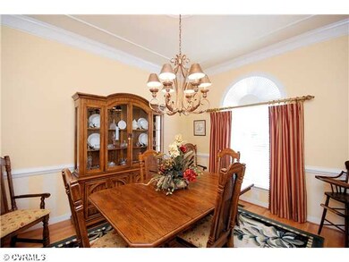 Dining Room - Upgraded Molding Package!